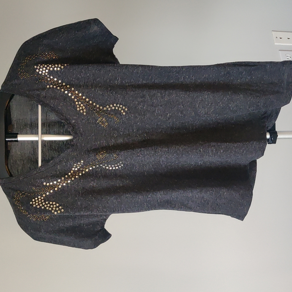 Tshirt with detailing